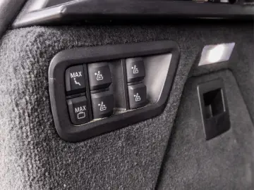 BMW G07 X7 M50d 400cp 3.0 DIESEL 2020.09