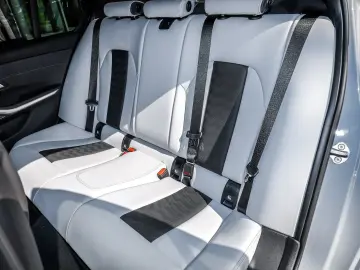 M3 Competition Limousine M Sport HUD ACC RFK LM