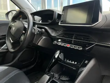 PEUGEOT 2008 ALLURE 1.2 PURETECH STT 130 CP EAT8