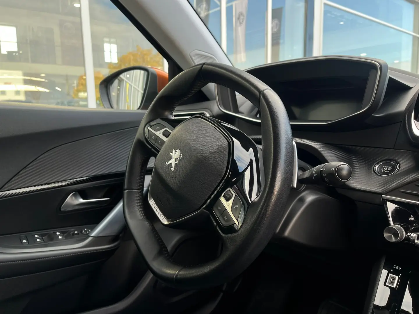 PEUGEOT 2008 ALLURE 1.2 PURETECH STT 130 CP EAT8