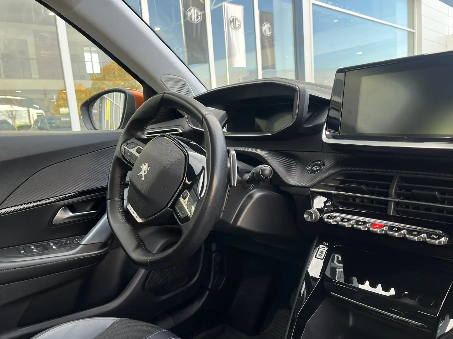 PEUGEOT 2008 ALLURE 1.2 PURETECH STT 130 CP EAT8