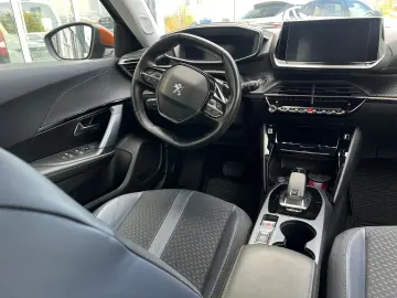 PEUGEOT 2008 ALLURE 1.2 PURETECH STT 130 CP EAT8