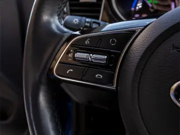 KIA XCeed 1.6 GDI DCT6 OPF Plug-in-Hybrid Vision 141 CP