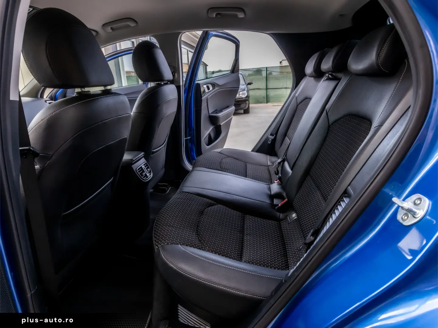 KIA XCeed 1.6 GDI DCT6 OPF Plug-in-Hybrid Vision 141 CP