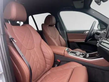 X5 xDrive30d  € 1.190 Zubehörbonus M Sport Pro