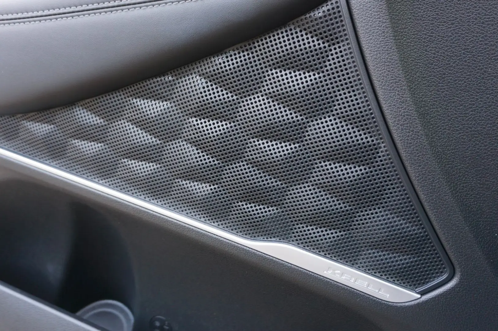 Santa Fe Prime Plug-In 4WD AssisPak2 Pano Belüft