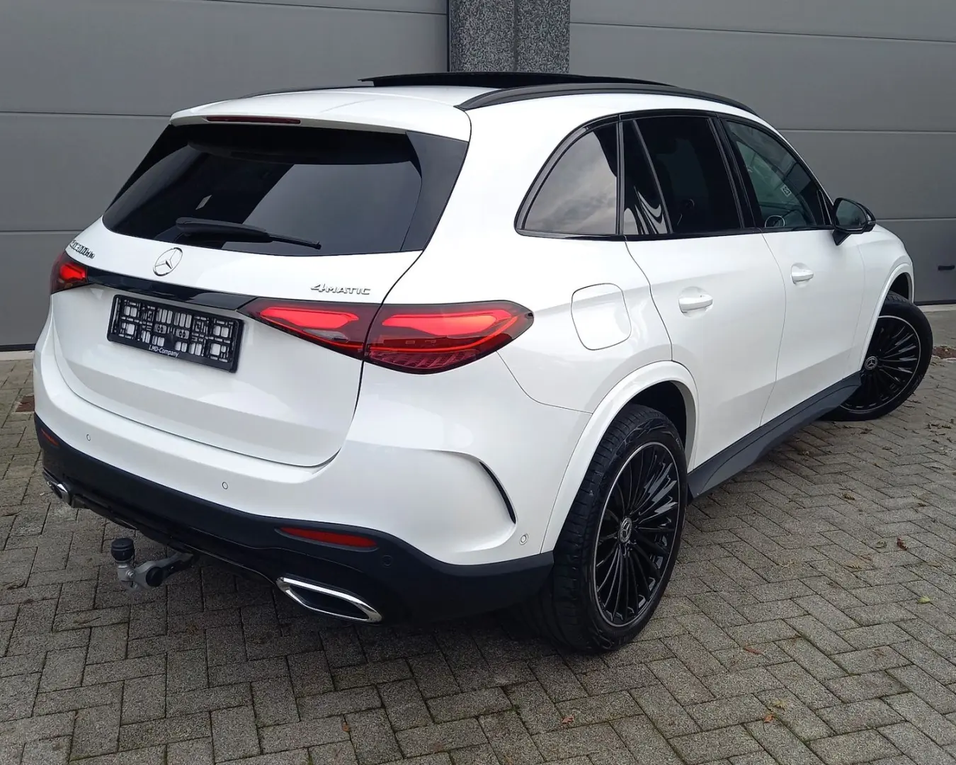 GLC AMG LINE GLC300de 4M 9G-DCT KAM360 PANO 20