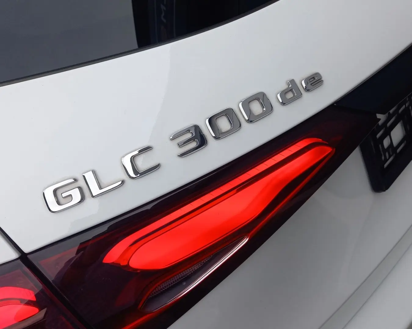 GLC AMG LINE GLC300de 4M 9G-DCT KAM360 PANO 20