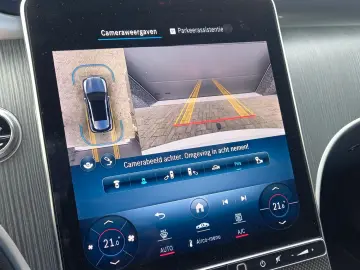 GLC AMG LINE GLC300de 4M 9G-DCT KAM360 PANO 20