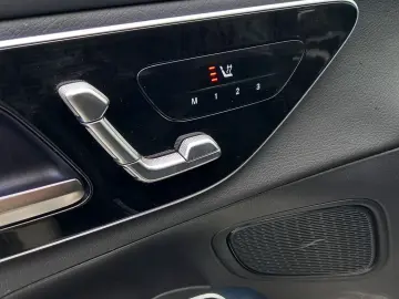 GLC AMG LINE GLC300de 4M 9G-DCT KAM360 PANO 20