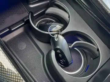 GLC AMG LINE GLC300de 4M 9G-DCT KAM360 PANO 20