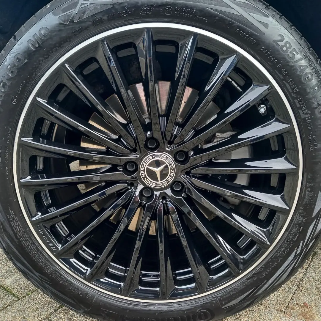 GLC AMG LINE GLC300de 4M 9G-DCT KAM360 PANO 20