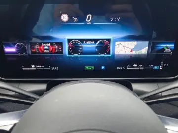 GLC AMG LINE GLC300de 4M 9G-DCT KAM360 PANO 20