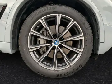 X5 xDrive50e M Sport AHK Pano Harman Kardon