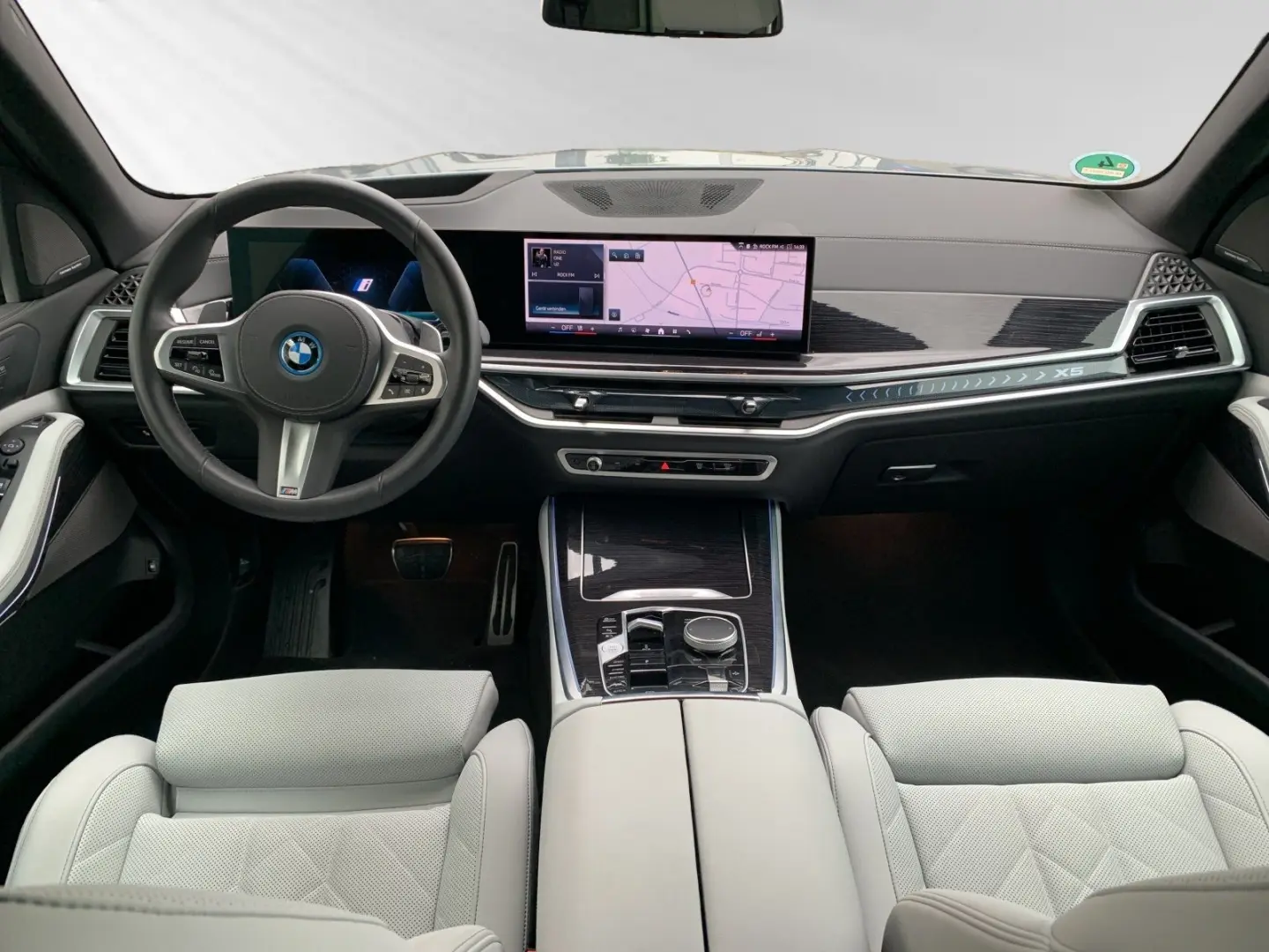 X5 xDrive50e M Sport AHK Pano Harman Kardon