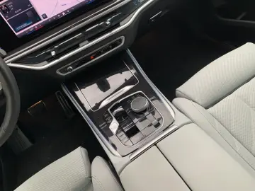 X5 xDrive50e M Sport AHK Pano Harman Kardon