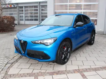 Stelvio Veloce Q4  Komfort-Paket  21  Turismo