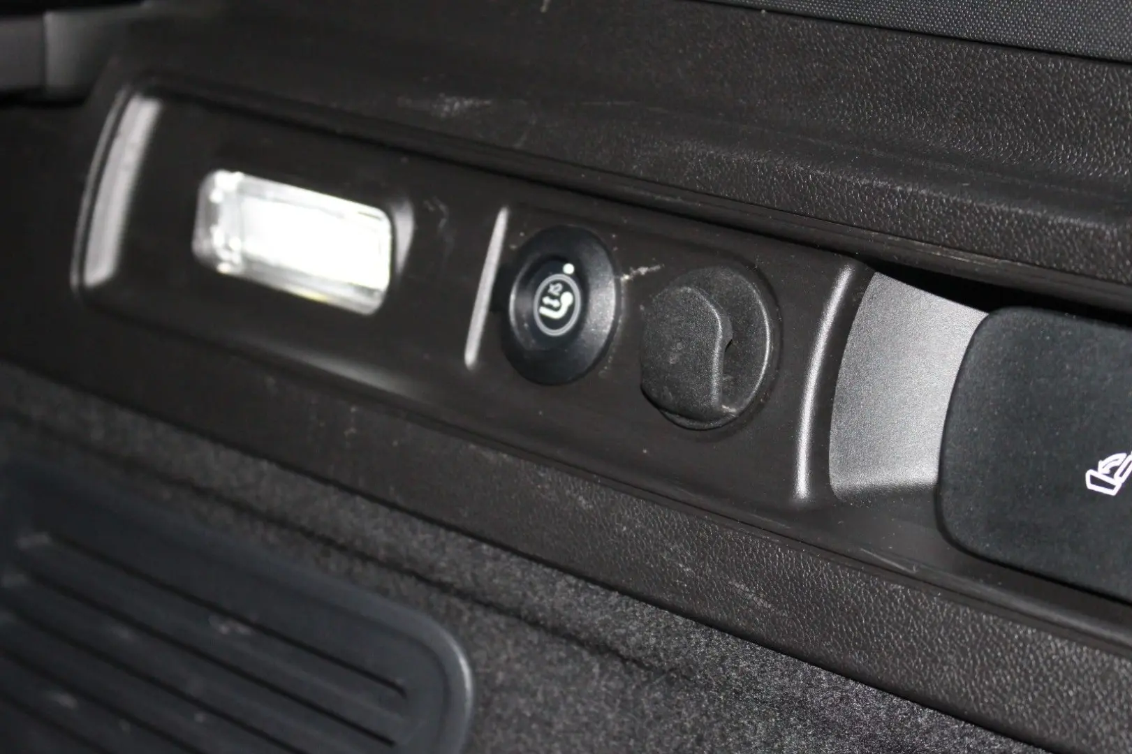 Stelvio Veloce Q4  Komfort-Paket  21  Turismo