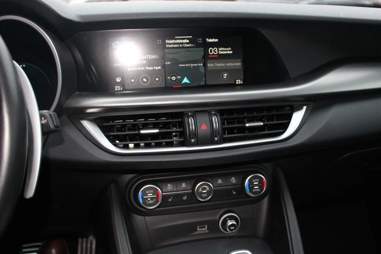 Stelvio Veloce Q4  Komfort-Paket  21  Turismo