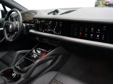 Cayenne E-Hybrid P-Display HeadUp PANO AHK HD IN