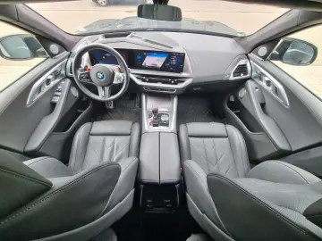 XM 50e 21CS   B&W   AHK   23  S & 21  W