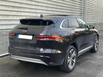 F-Pace P250 SE AWD