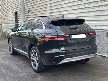 F-Pace P250 SE AWD