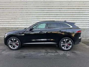 F-Pace P250 SE AWD