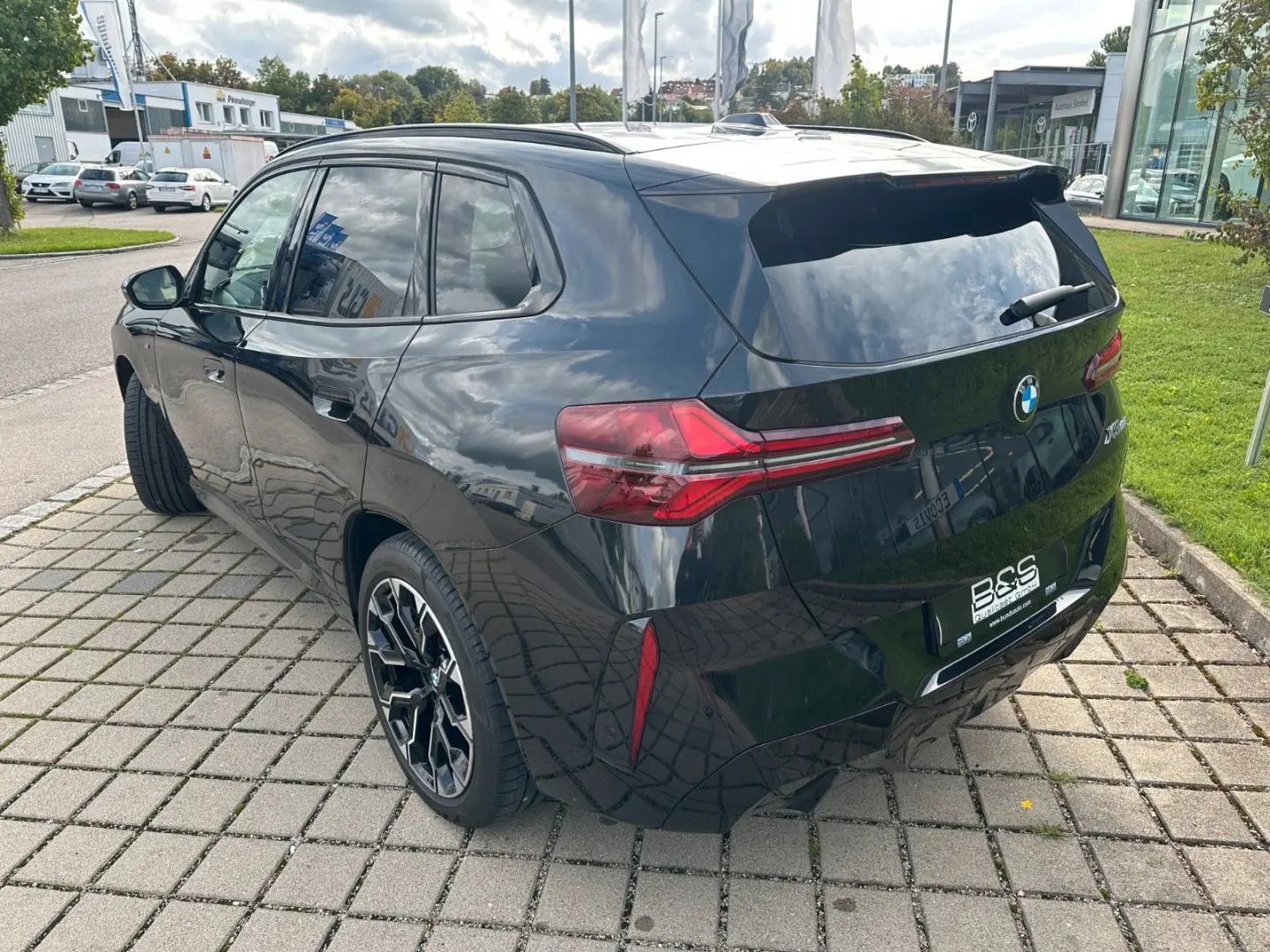 X3 20d xDr MSport ACC HUD HARMAN AHK 360 SITZKL.