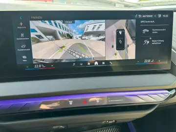 X3 20d xDr MSport ACC HUD HARMAN AHK 360 SITZKL.