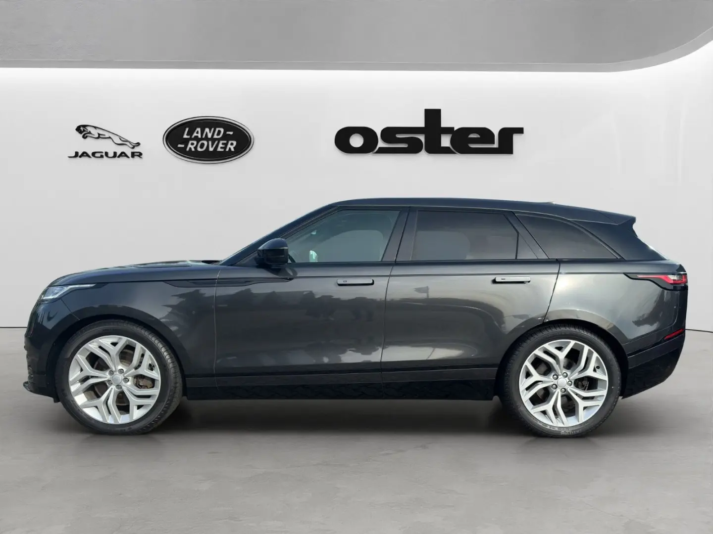 Range Rover Velar P400 R-Dynamic HSE Pano AHK