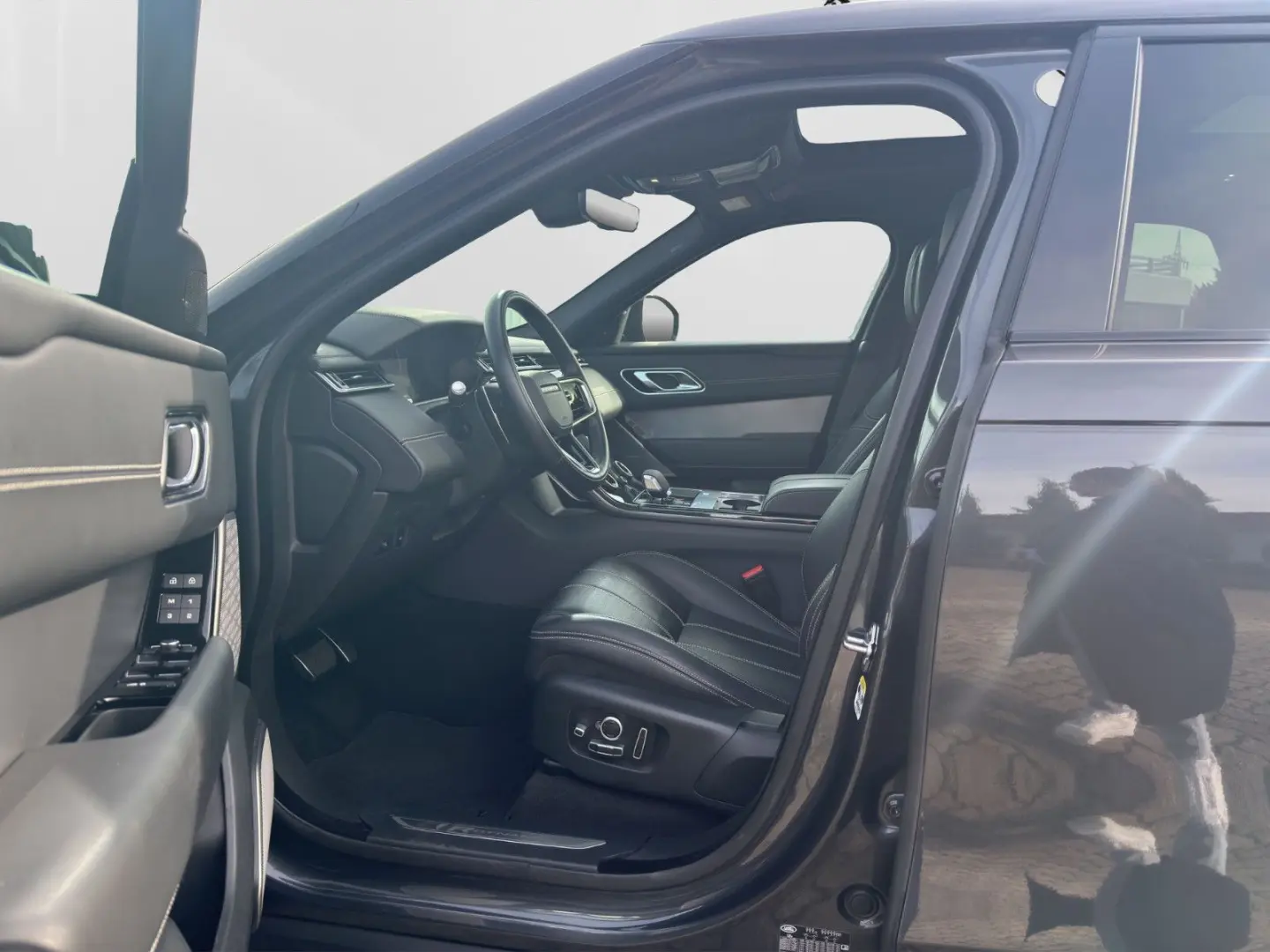 Range Rover Velar P400 R-Dynamic HSE Pano AHK