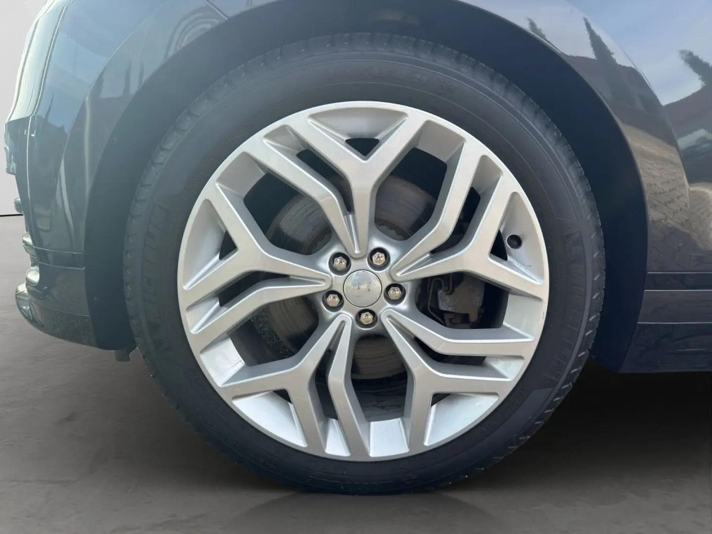 Range Rover Velar P400 R-Dynamic HSE Pano AHK