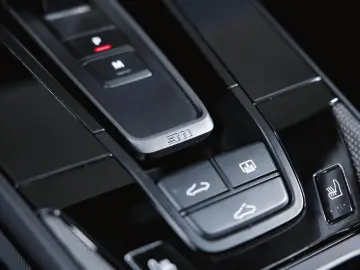 911 Carrera GTS Liftsystem Burmester Schiebedach