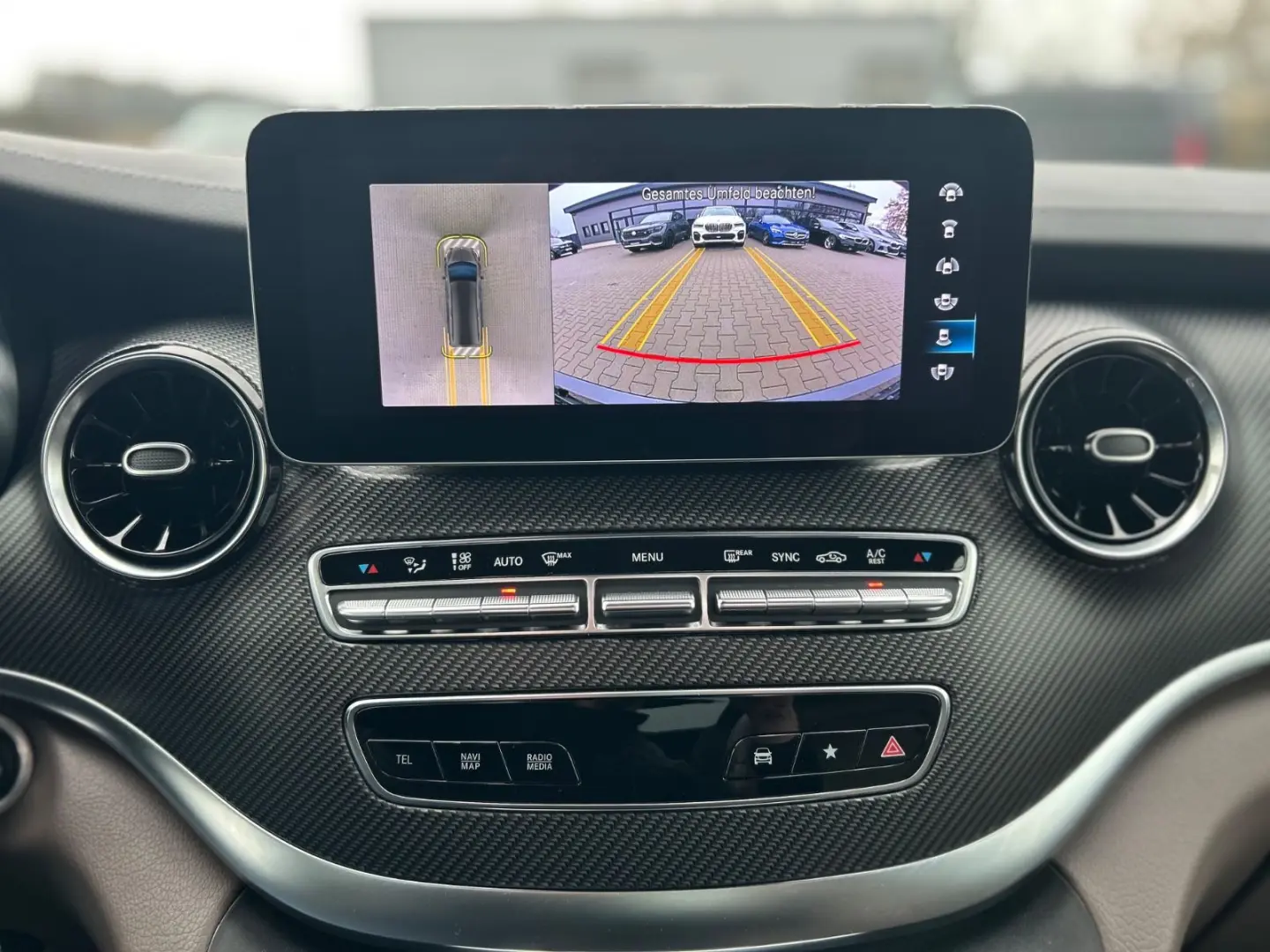 V300d 4M Lang AMG -7S-Pano-Burmes-2xEl.Tür-360K