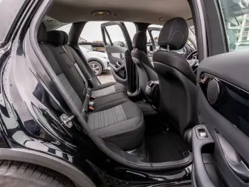 Mercedes-Benz GLC 220 d 4MATIC 9G-TRONIC 170CP