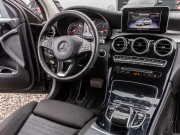 Mercedes-Benz GLC 220 d 4MATIC 9G-TRONIC 170CP