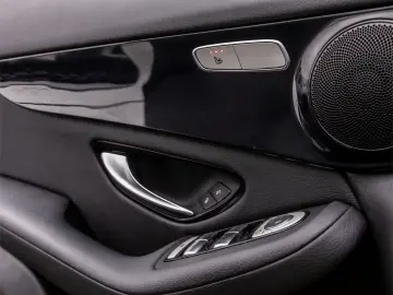 Mercedes-Benz GLC 220 d 4MATIC 9G-TRONIC 170CP