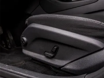 Mercedes-Benz GLC 220 d 4MATIC 9G-TRONIC 170CP