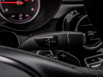 Mercedes-Benz GLC 220 d 4MATIC 9G-TRONIC 170CP