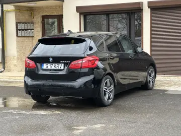 BMW Seria 2 225xe AT Luxury Line