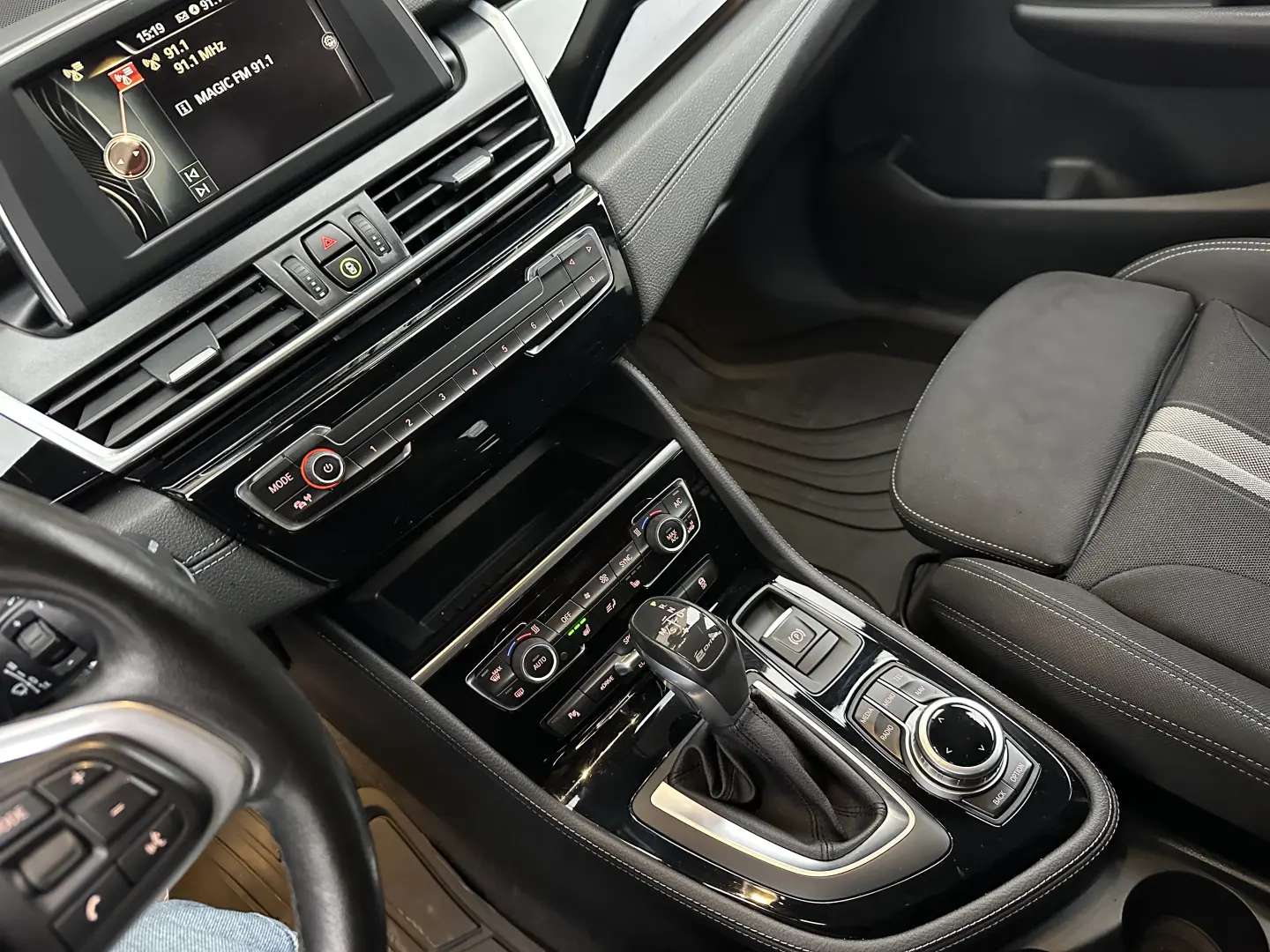 BMW Seria 2 225xe AT Luxury Line