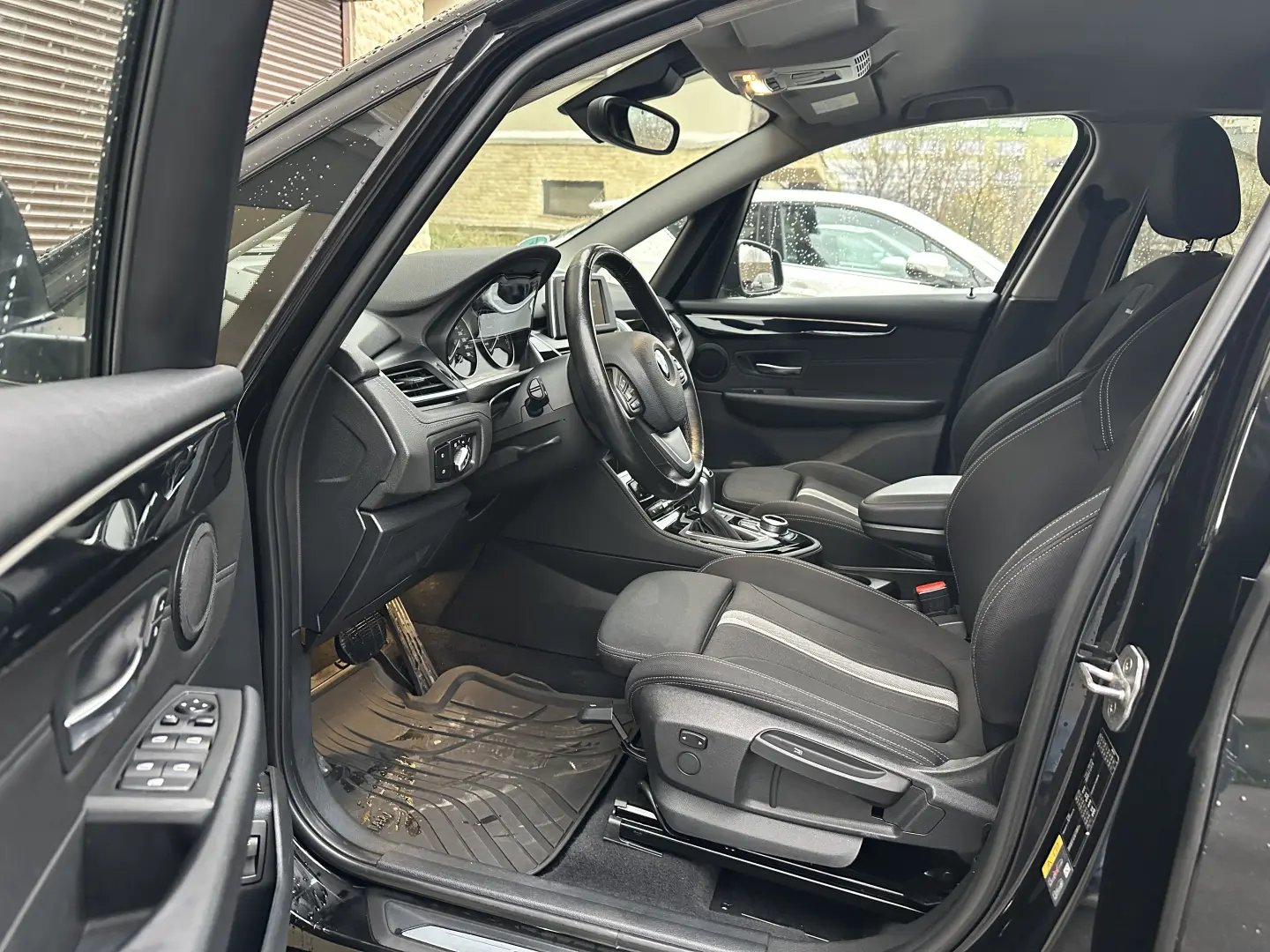 BMW Seria 2 225xe AT Luxury Line