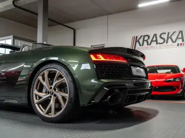 R8 V10 Spyder quattro performance LASER CARBON