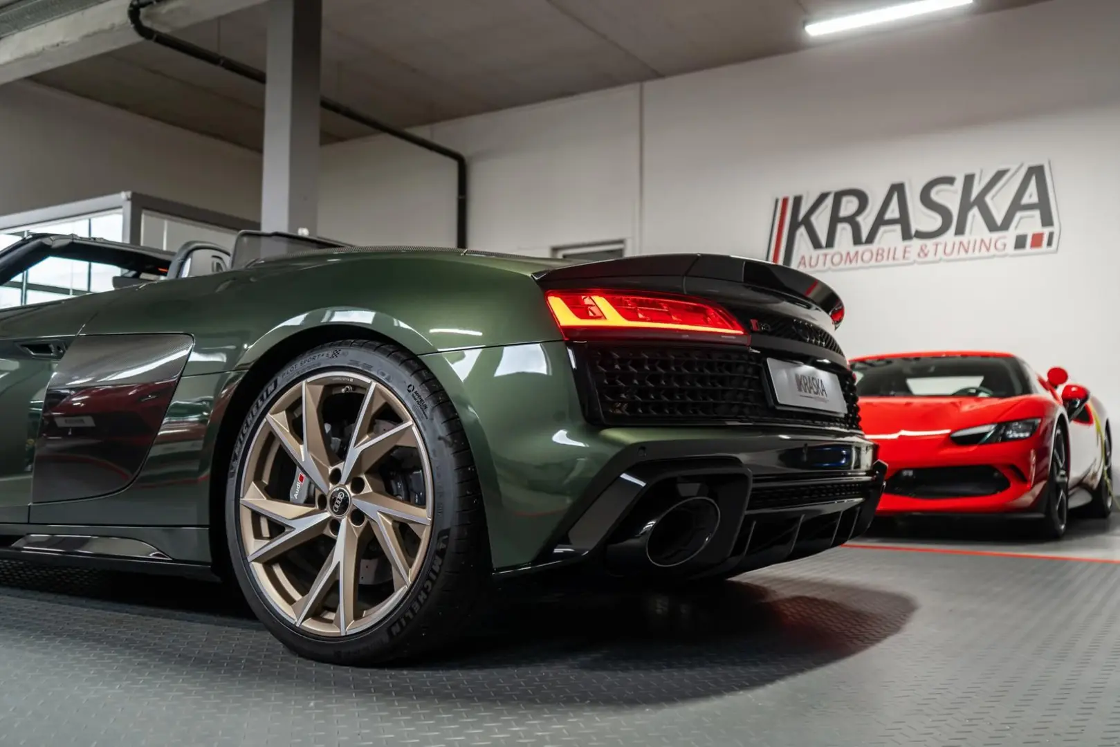 R8 V10 Spyder quattro performance LASER CARBON