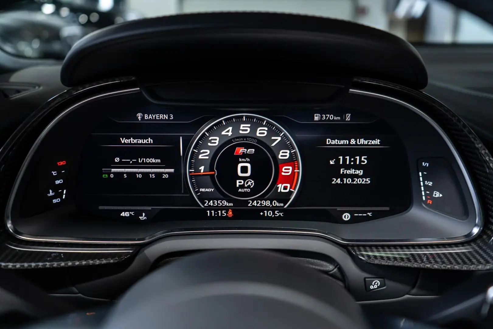 R8 V10 Spyder quattro performance LASER CARBON