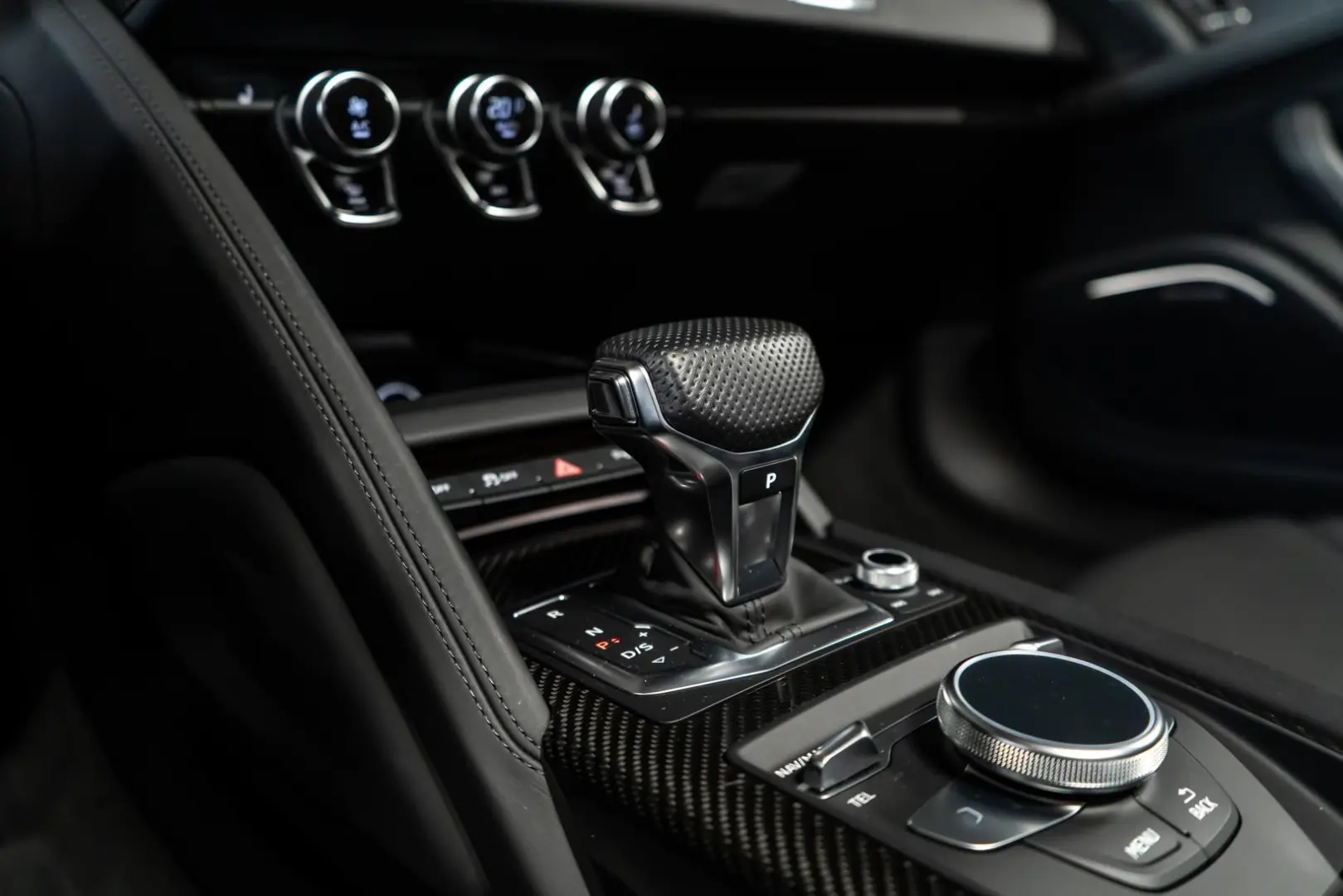 R8 V10 Spyder quattro performance LASER CARBON