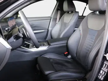 330i xDrive Limousine M Sportpaket HK HiFi DAB