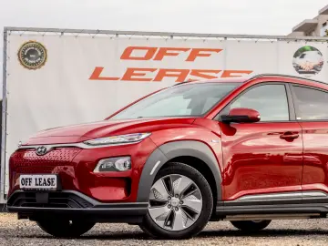 HYUNDAI Kona EV Premium 64 KW 204 CP Business Line