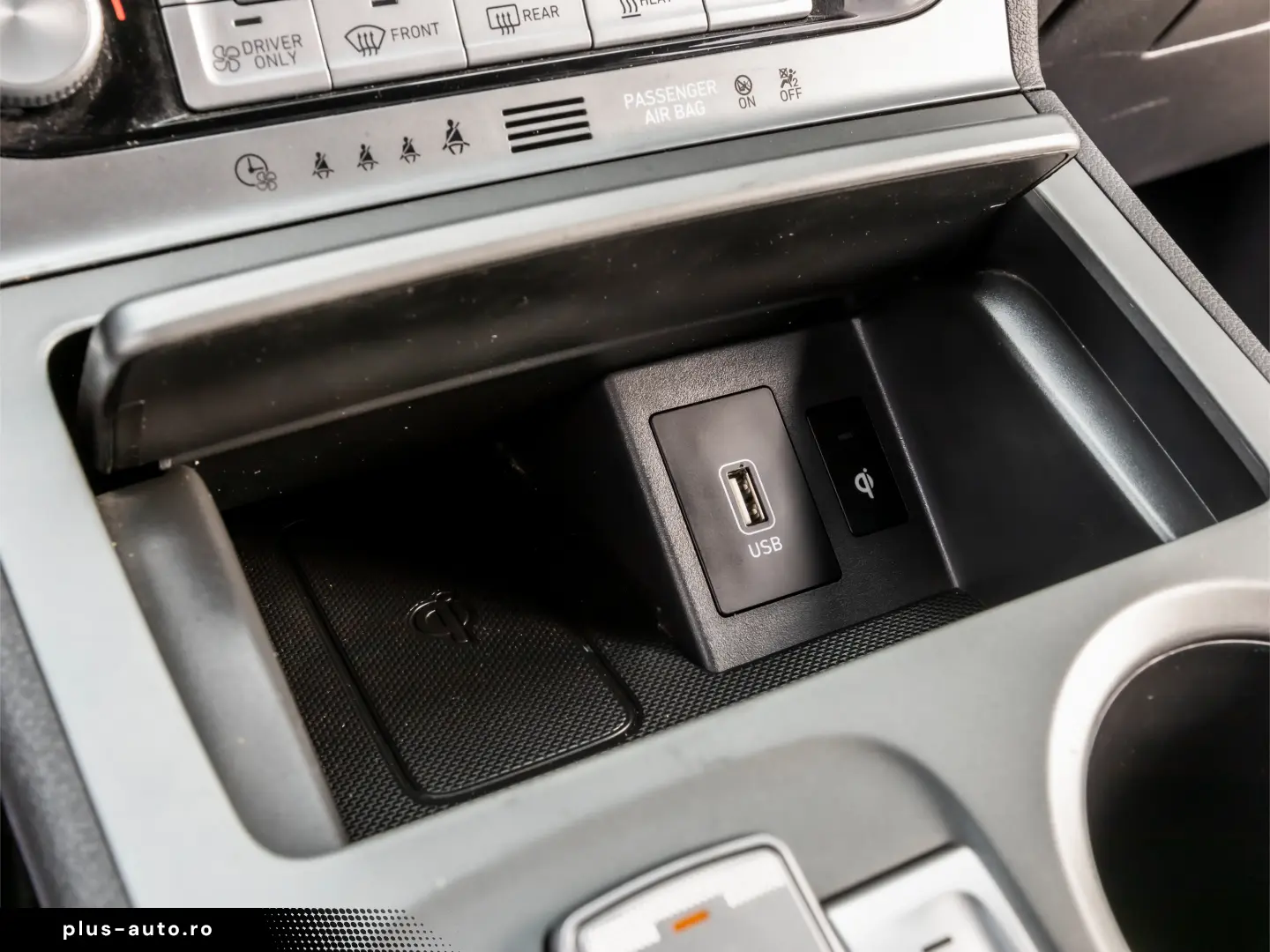 HYUNDAI Kona EV Premium 64 KW 204 CP Business Line